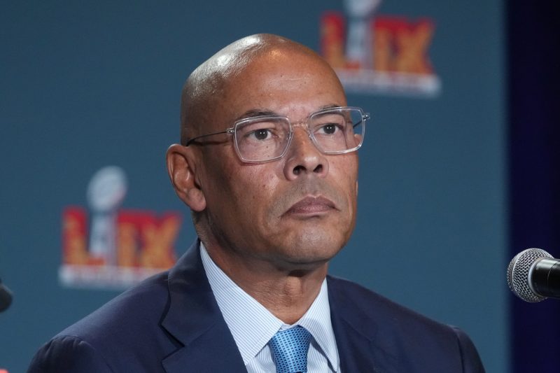 Lloyd Howell resigns as NFLPA executive director