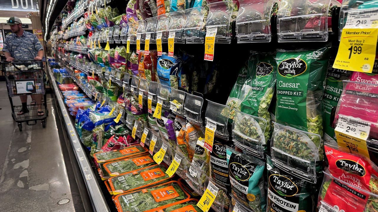 Taylor Farms expands lettuce recall after positive test