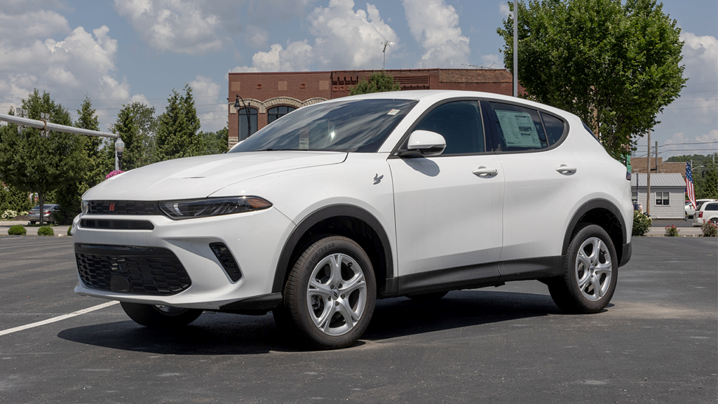 Seat belt recall covers nearly 50,000 Dodge Hornet and Tonale vehicles