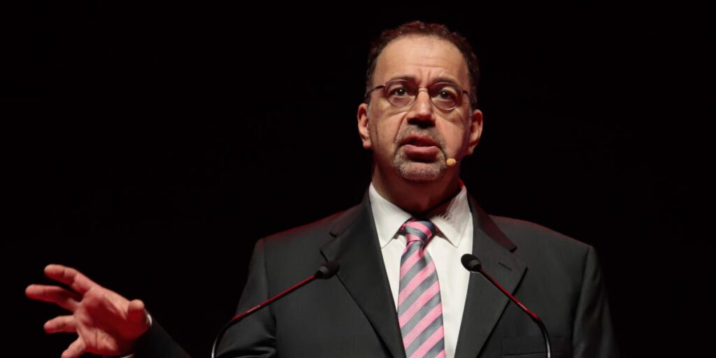 Nobel-Winning Economist Daron Acemoglu Backs California Billionaire Tax